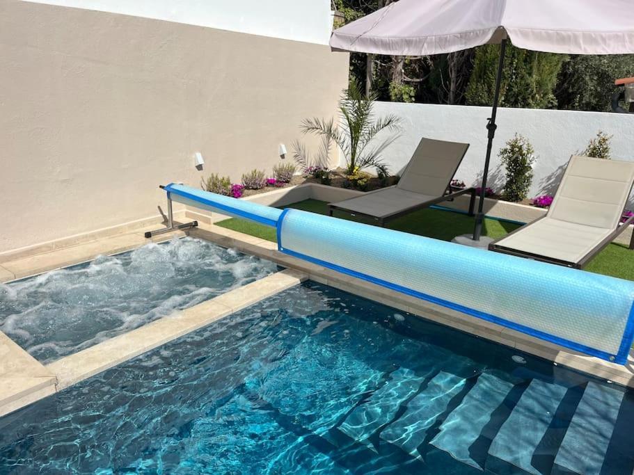 Lux Spa 2 Barcelona Vallirana Exteriér fotografie